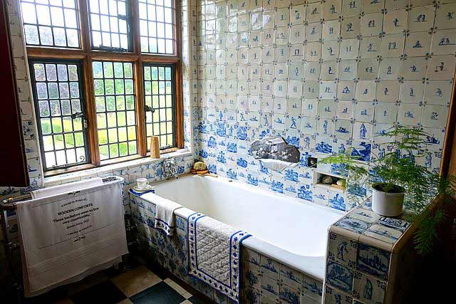Zellige Tiles in bathroom