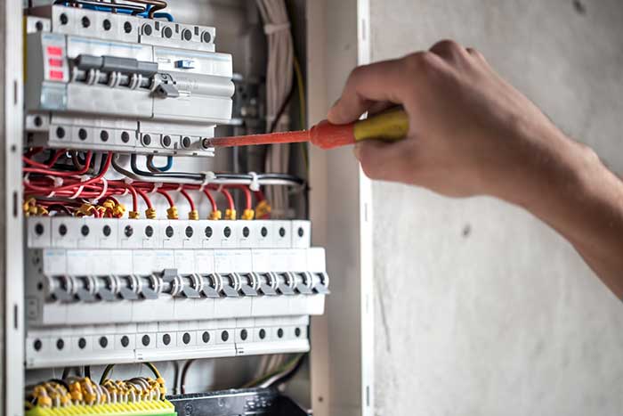 Hiring An Electrical Contractor
