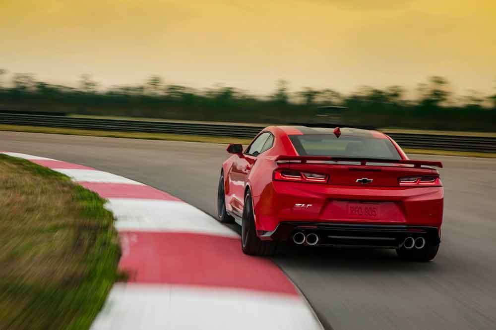 American muscle cars - 2023 Chevrolet Camaro ZL1