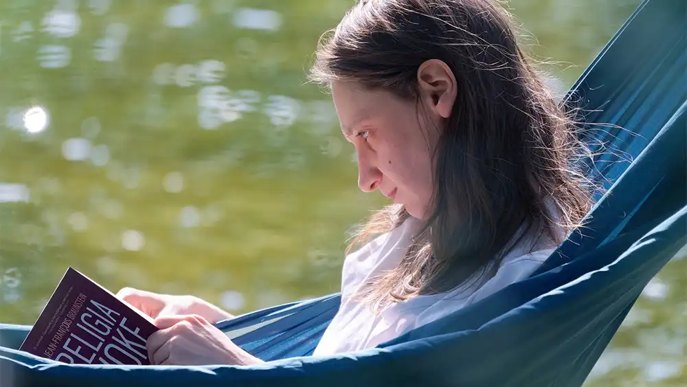cozy hammocks for camping