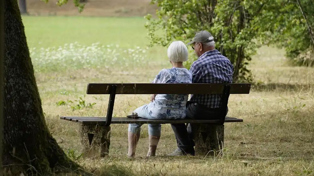 benefits of senior living communities